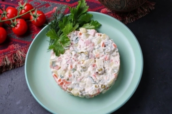Салат оливье
